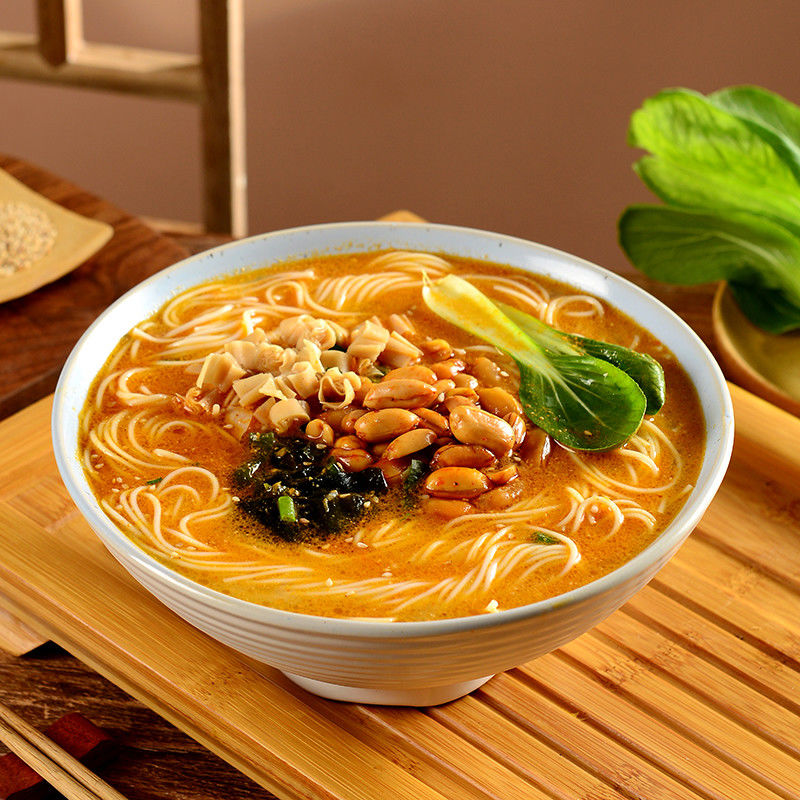 सुगंधित तिल का स्वाद त्वरित खाना पकाने स्वादिष्ट गैर फ्राइड तत्काल नूडल्स